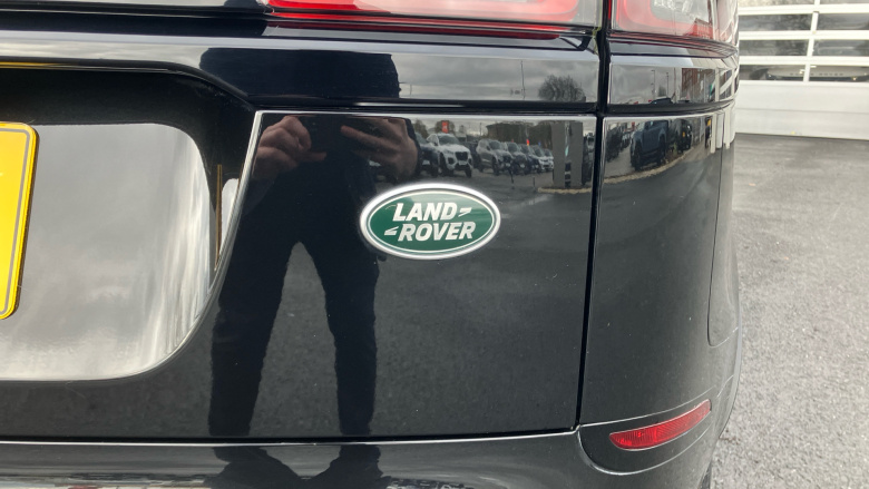 Land Rover Range Rover Velar 2.0 D200 R-Dynamic SE 5dr Auto Diesel Estate